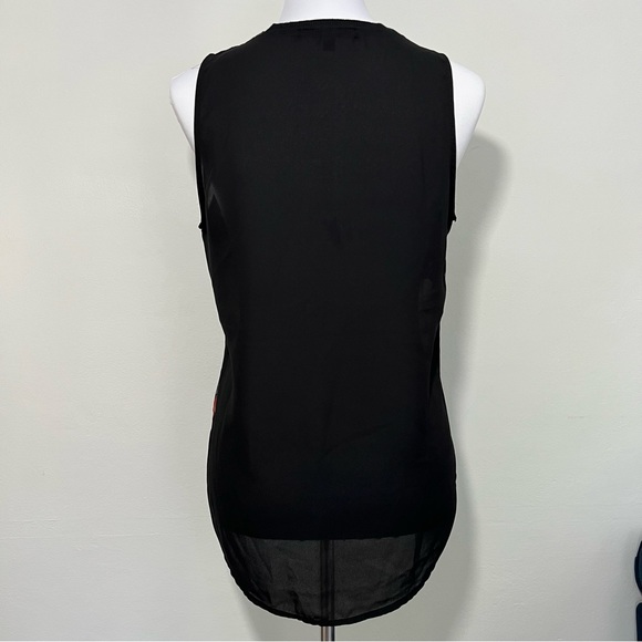 ONE ❤️ CLOTHING Floral Crew Tank Blouse - Picture 6 of 6